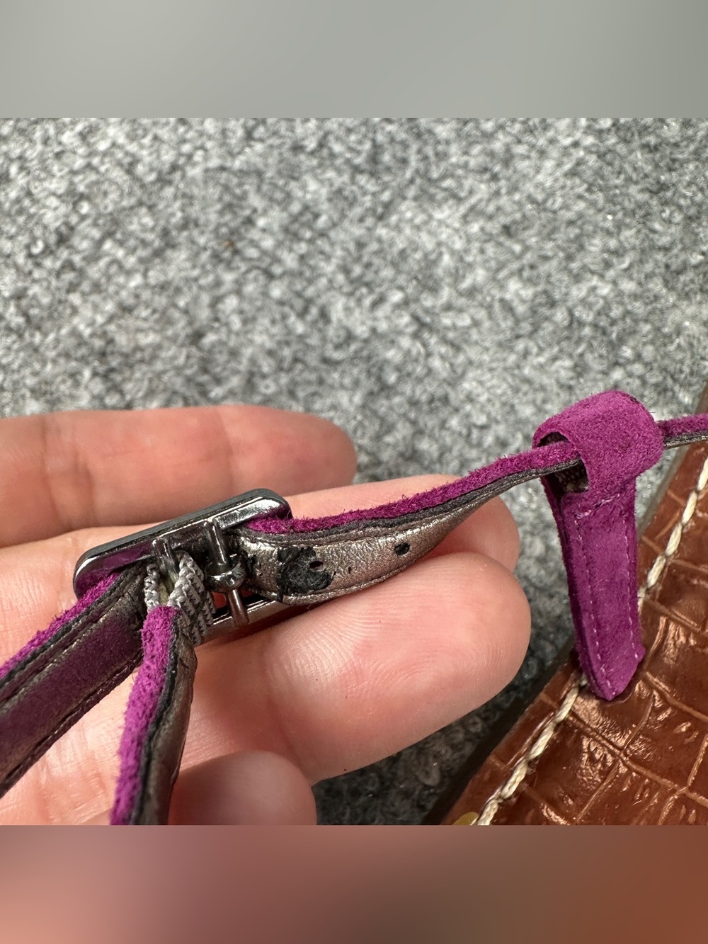Sam Edelman Gigi Thong Sandals 7.5 Purple Suede Ankle Strap Flat Comfort - Picture 9 of 16